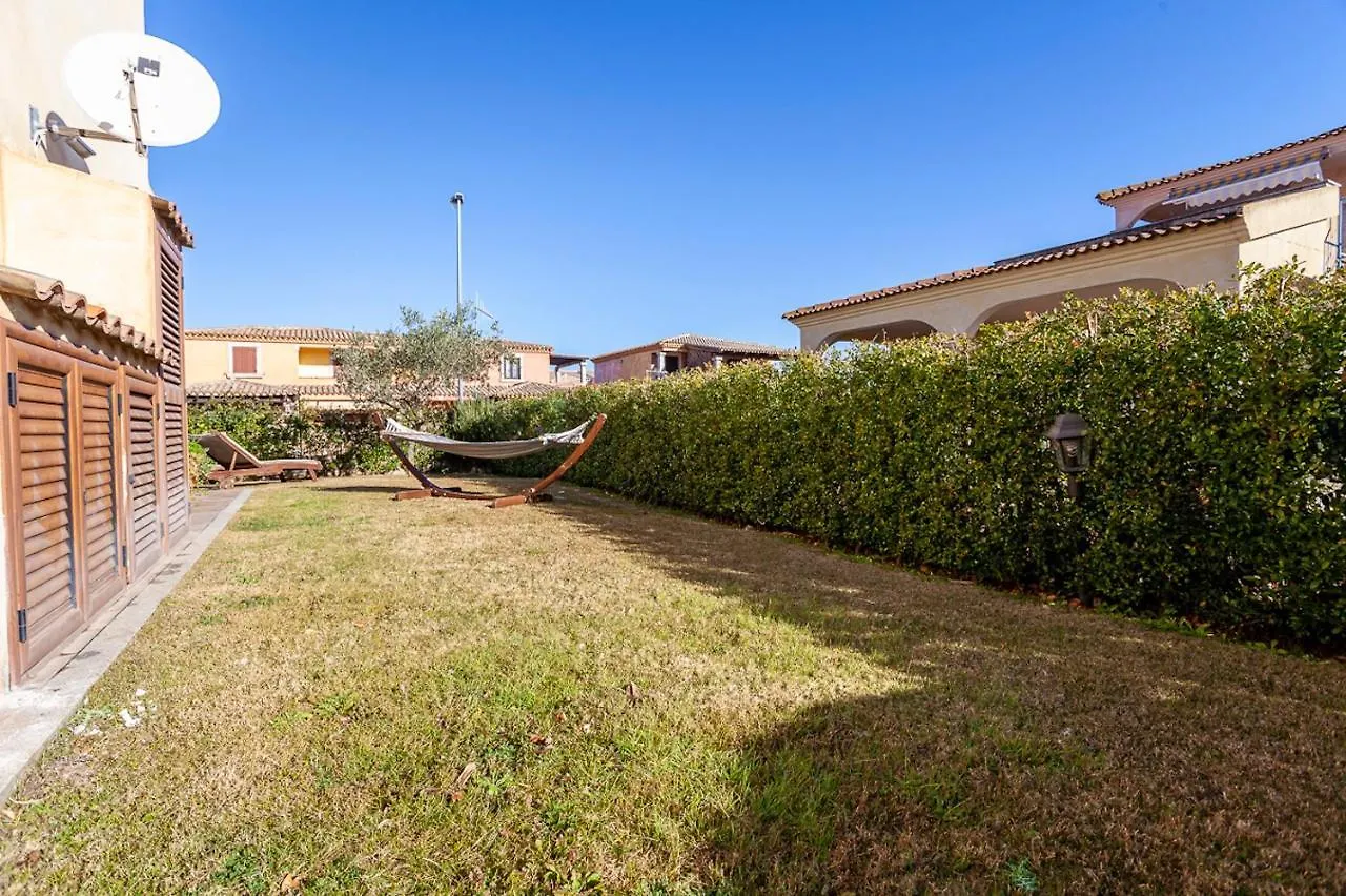 Villino Il Veliero Apartment San Teodoro  0*, San Teodoro (Sardinia)