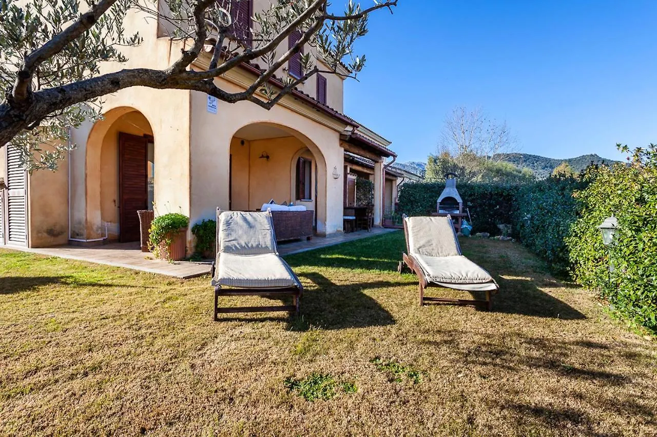 Villino Il Veliero Apartment San Teodoro  Italy