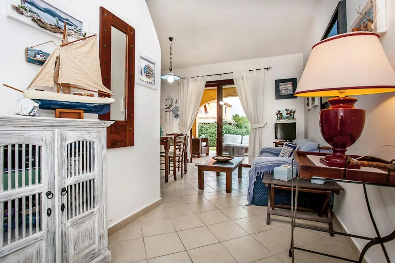 Villino Il Veliero Apartment San Teodoro  Italy